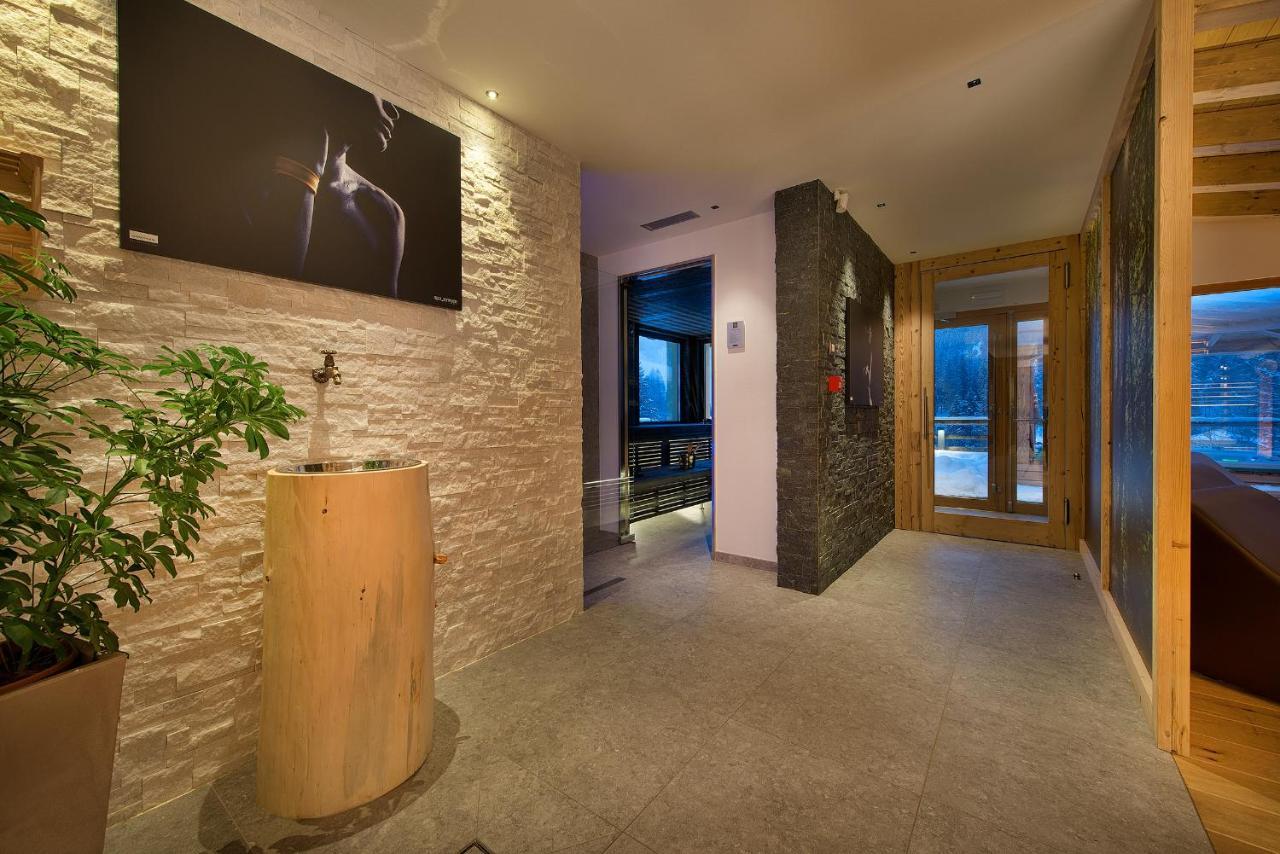 Hotel Cristallo Пеїо Екстер'єр фото